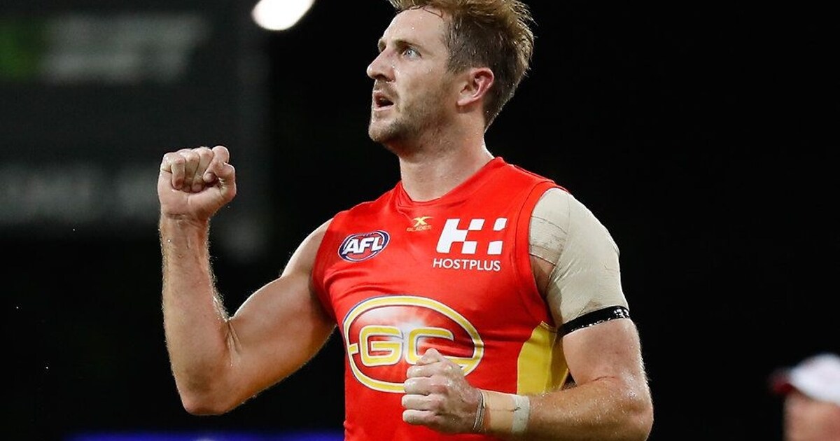 NEAFL MVP: Barlow and Kolodjashnij poll