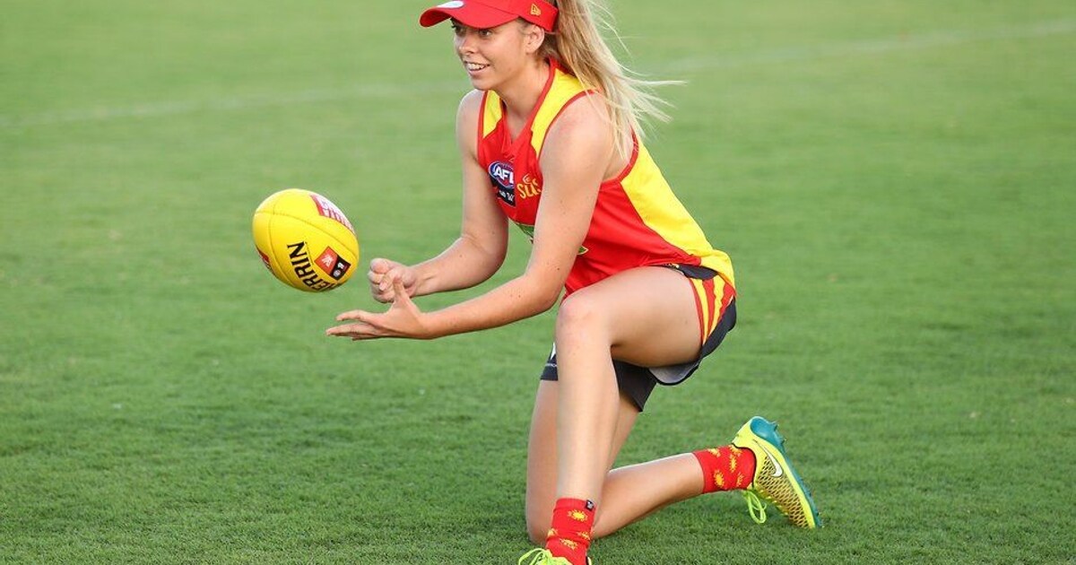 Aflw Feature Kalinda Howarth Opens Up On Mental Health Battles