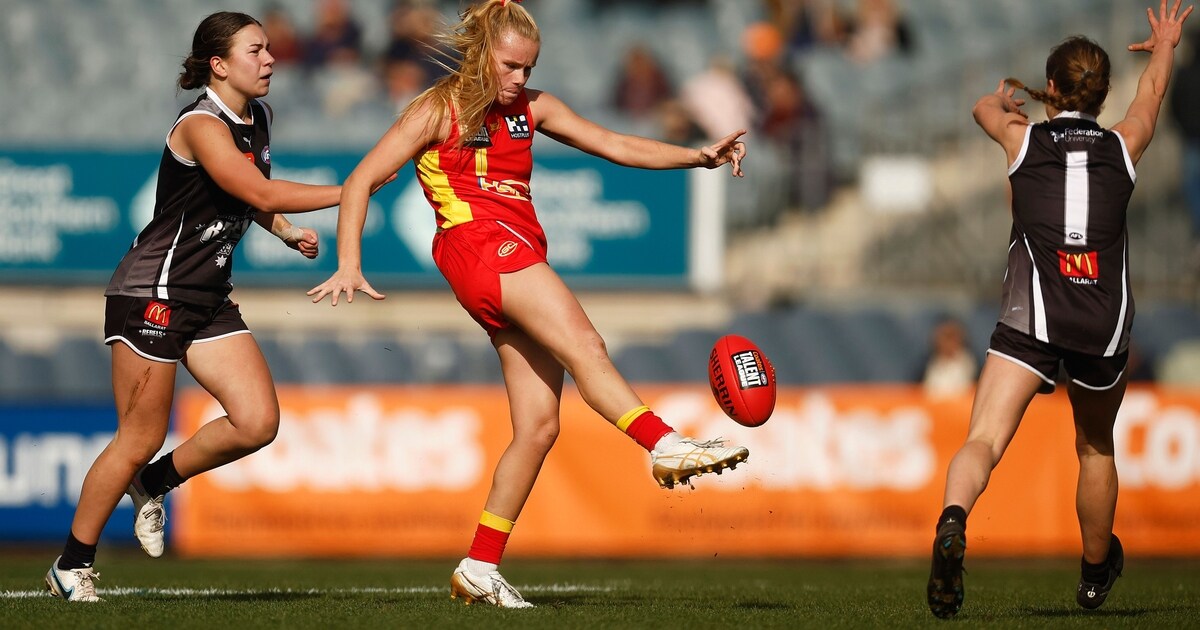 SUNS down Rebels in Academy double header